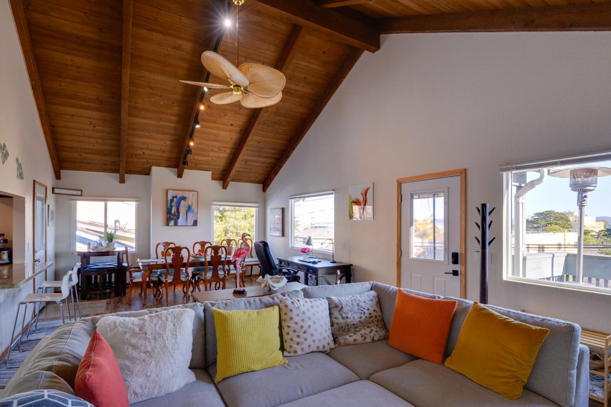 Breezy And Central Monterey Apt With Bay View! Esterno foto