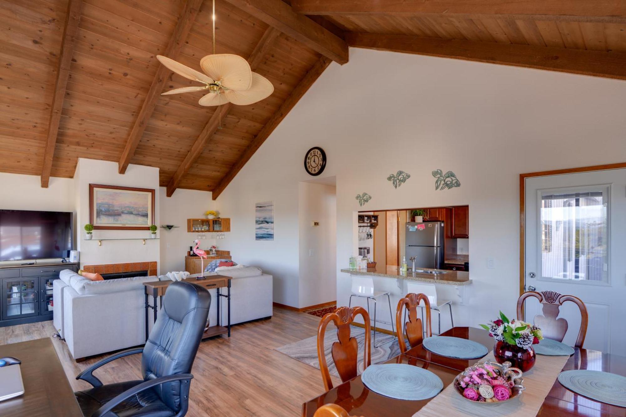 Breezy And Central Monterey Apt With Bay View! Esterno foto